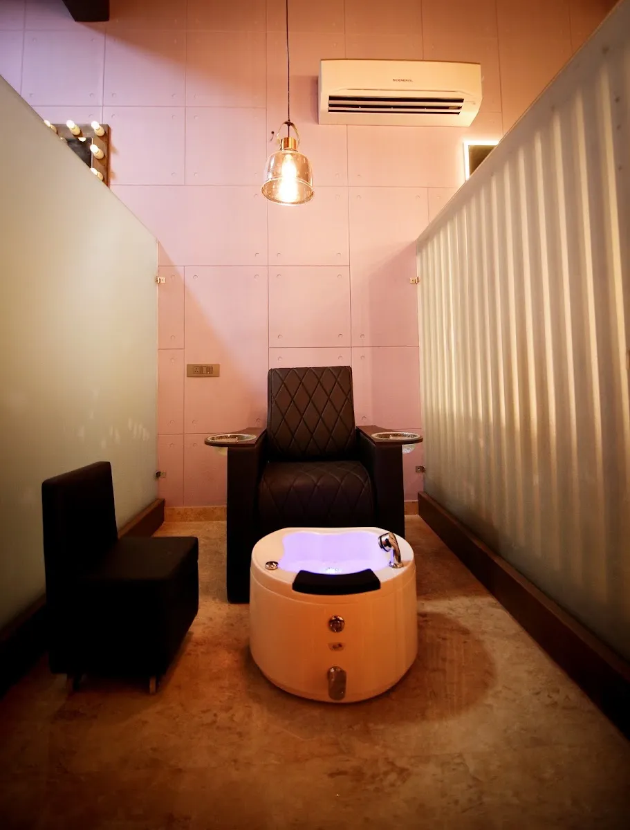 Meenakshi Salon I Devendra Nagar I Raipur photo 8